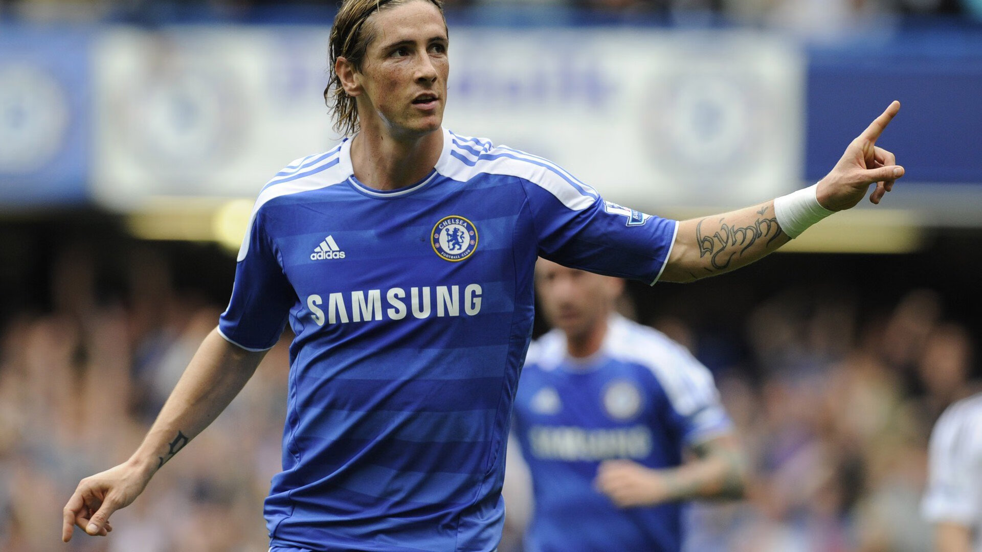 从青年到领袖：欧冠顶级明星的成长轨迹，欧冠有哪些明星